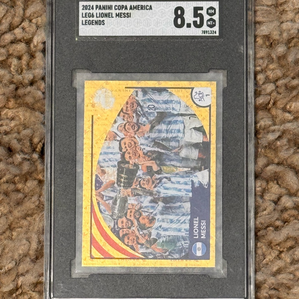 2024 Panini Copa America Lionel Messi Legends SGC 8.5 Argentina